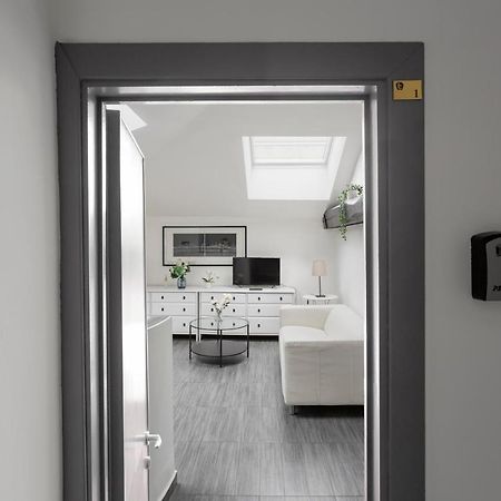 מילאנו 2 Bedroom 2 Bathroom Apt - Duomo 1 מראה חיצוני תמונה
